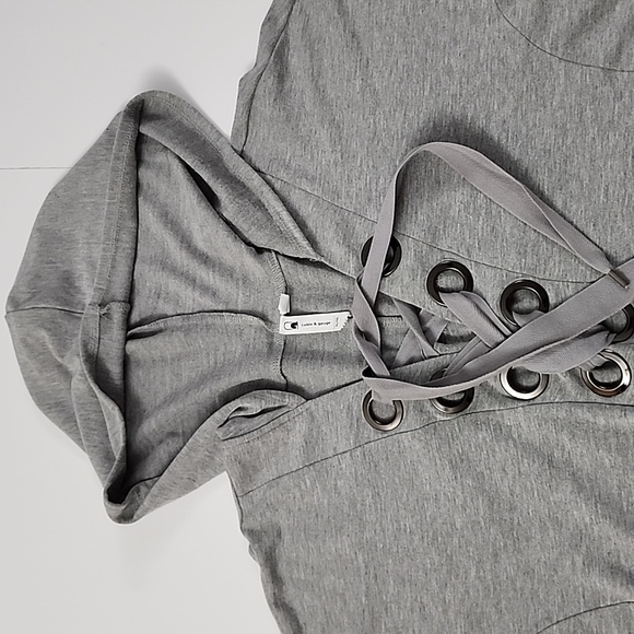 ⭐️3/ $30⭐️ Cable & Gauge Women's Grey Pullover Hoodie Lace Up Neck Sz XL - Picture 3 of 11